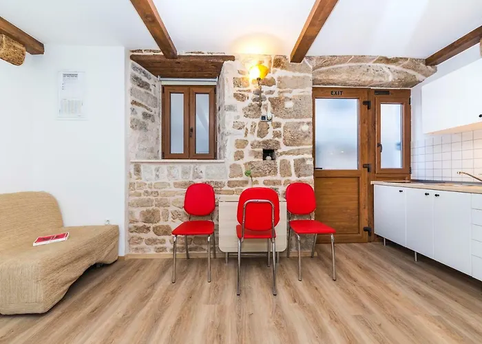 First Vestibul Appartement Split